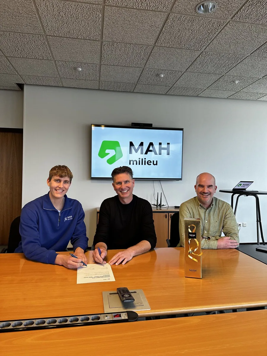 Monsternemer van MAH Milieu zet de sub-250g drone in voor een AP04-partijkeuring